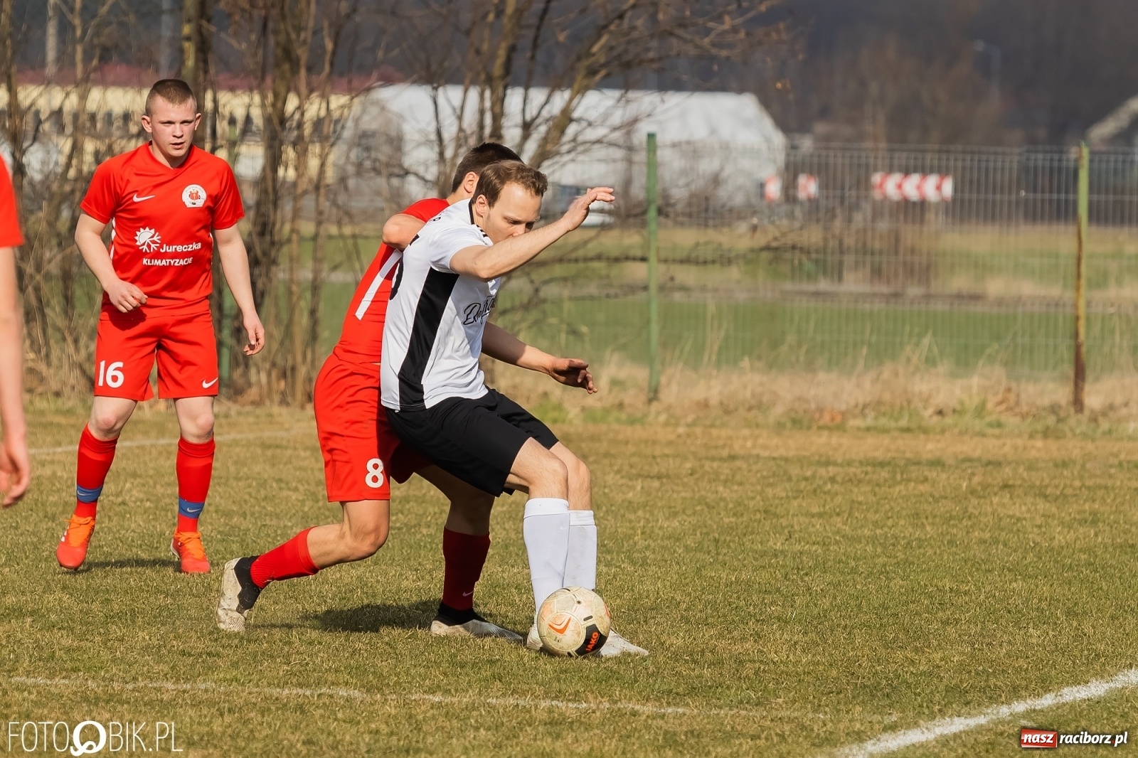Zdjęcie w galerii na portalu naszraciborz.pl: Sześć goli na Płoni. Faworyt nie zawiódł [FOTO] wiadomości z regionu