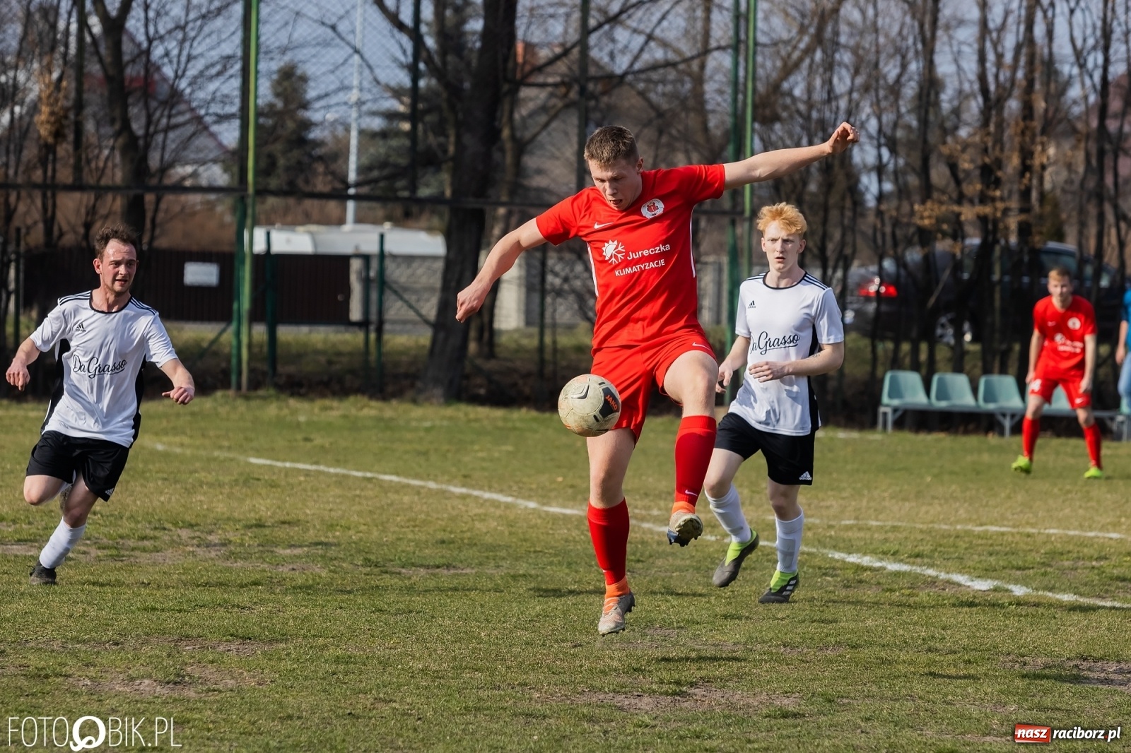 Zdjęcie w galerii na portalu naszraciborz.pl: Sześć goli na Płoni. Faworyt nie zawiódł [FOTO] wiadomości z regionu
