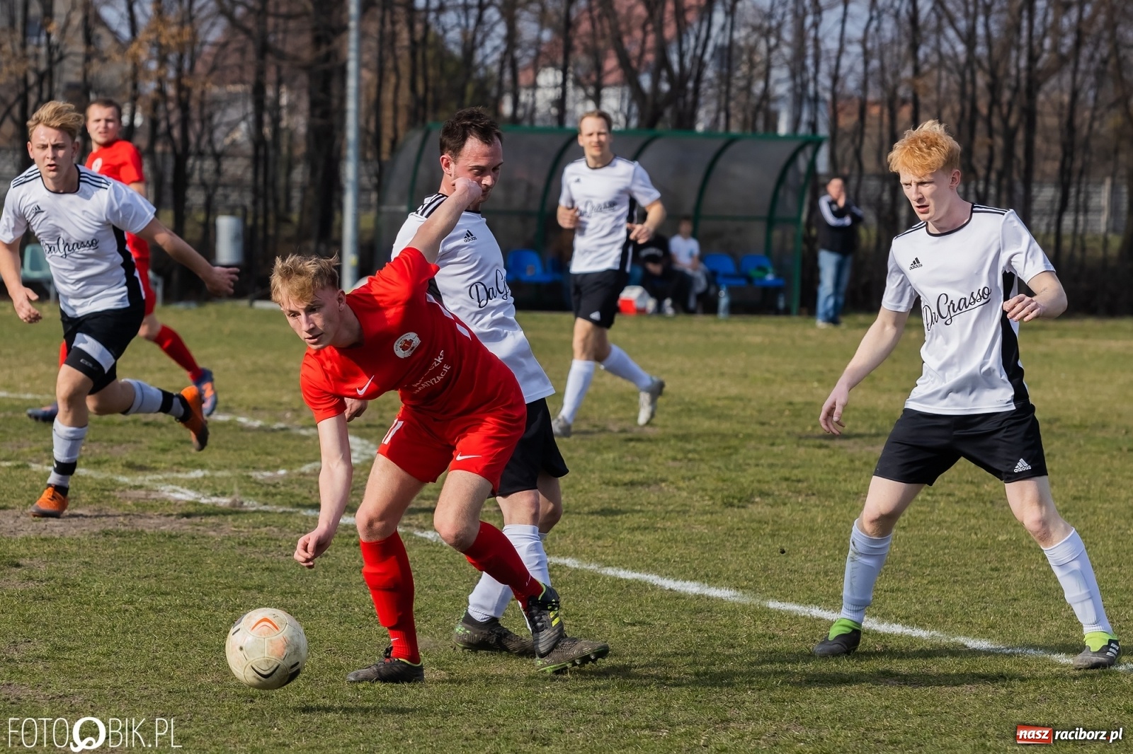 Zdjęcie w galerii na portalu naszraciborz.pl: Sześć goli na Płoni. Faworyt nie zawiódł [FOTO] wiadomości z regionu