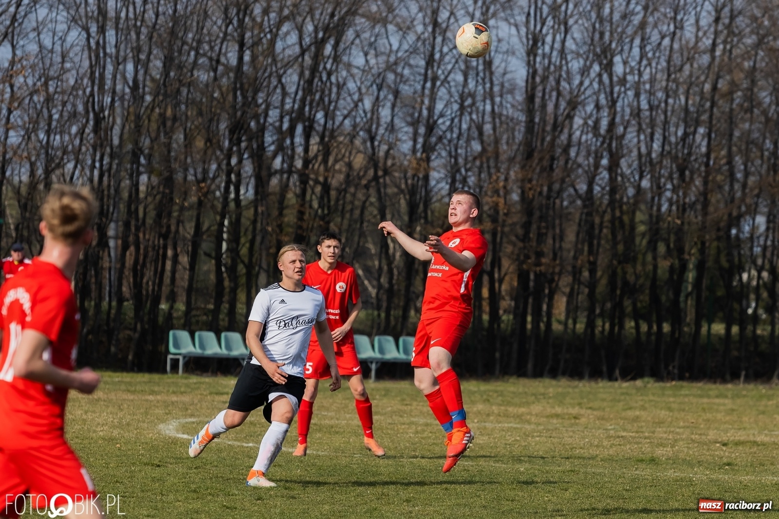 Zdjęcie w galerii na portalu naszraciborz.pl: Sześć goli na Płoni. Faworyt nie zawiódł [FOTO] wiadomości z regionu