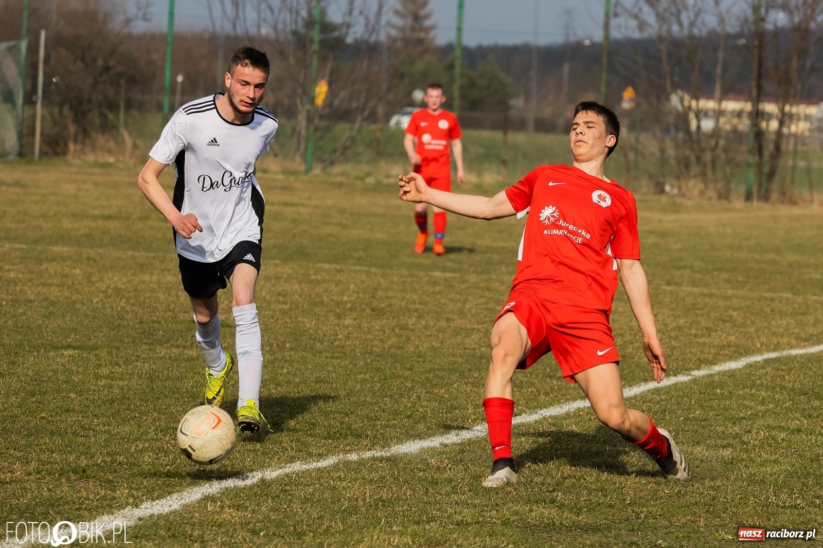 Zdjęcie w galerii na portalu naszraciborz.pl: Sześć goli na Płoni. Faworyt nie zawiódł [FOTO] wiadomości z regionu