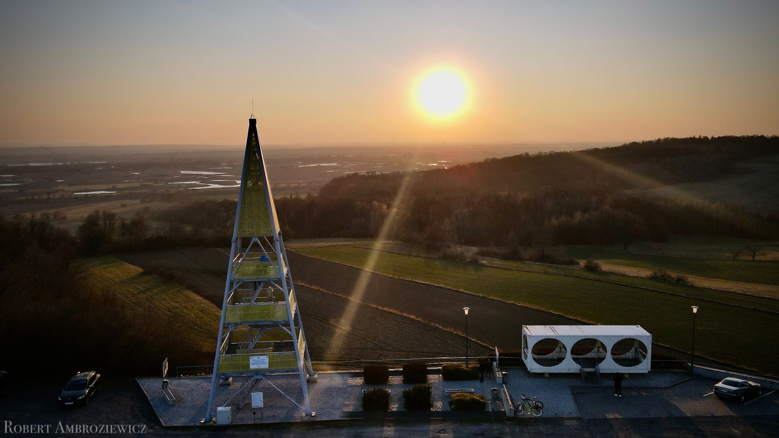 Zdjęcie w galerii na portalu naszraciborz.pl: Macierz Odry i Brama Morawska - jak powstał grzbiet pogrzebieński i co stąd widać? wiadomości z regionu