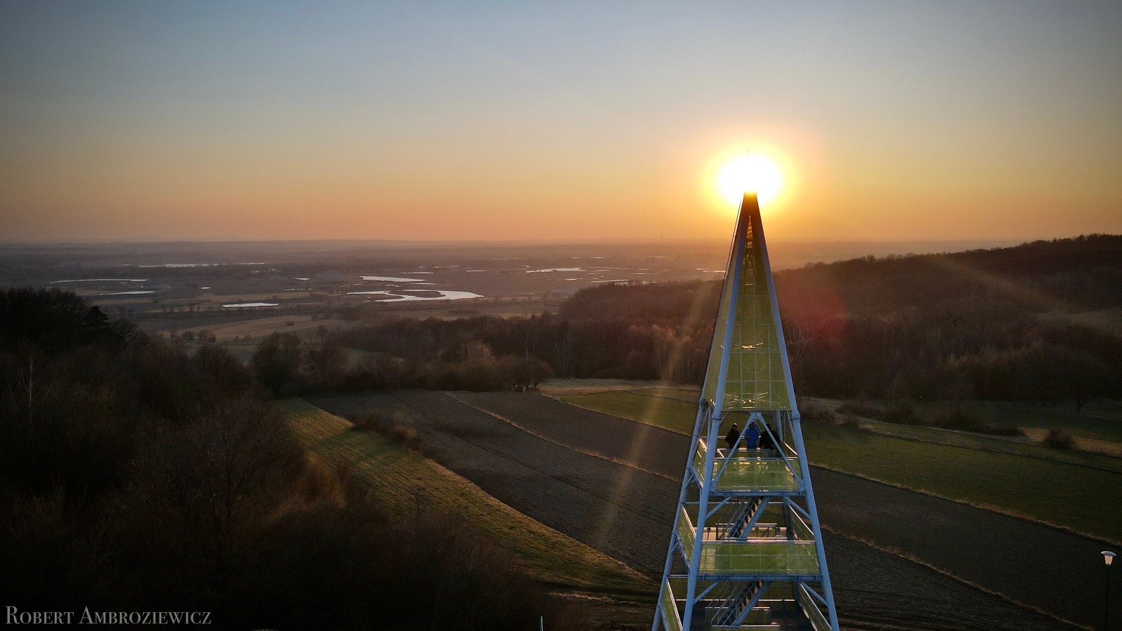 Zdjęcie w galerii na portalu naszraciborz.pl: Macierz Odry i Brama Morawska - jak powstał grzbiet pogrzebieński i co stąd widać? wiadomości z regionu
