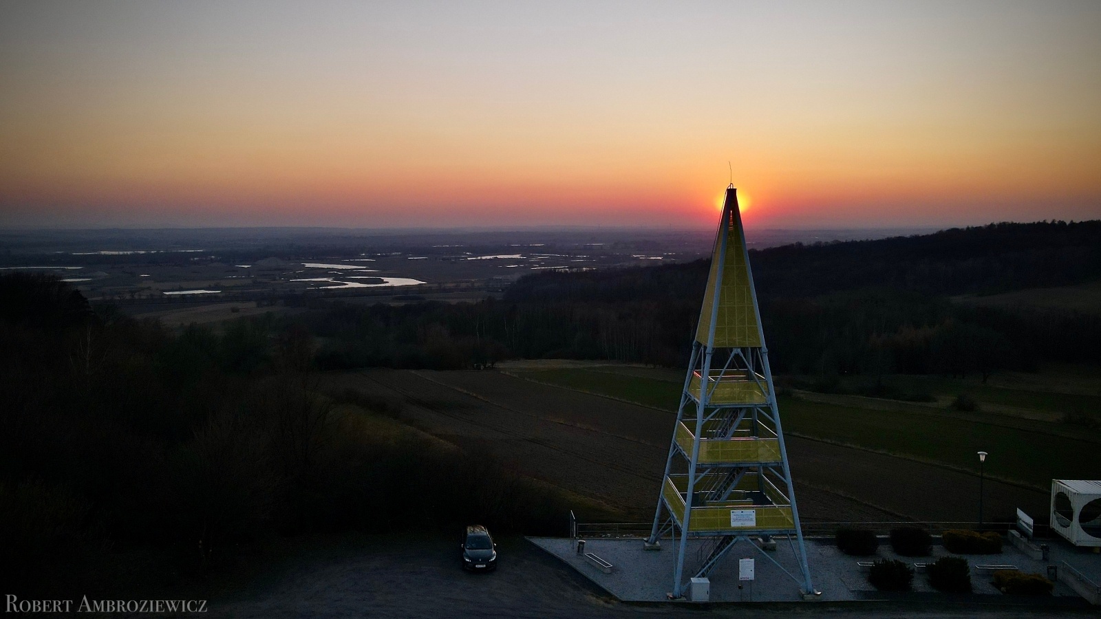 Zdjęcie w galerii na portalu naszraciborz.pl: Macierz Odry i Brama Morawska - jak powstał grzbiet pogrzebieński i co stąd widać? wiadomości z regionu