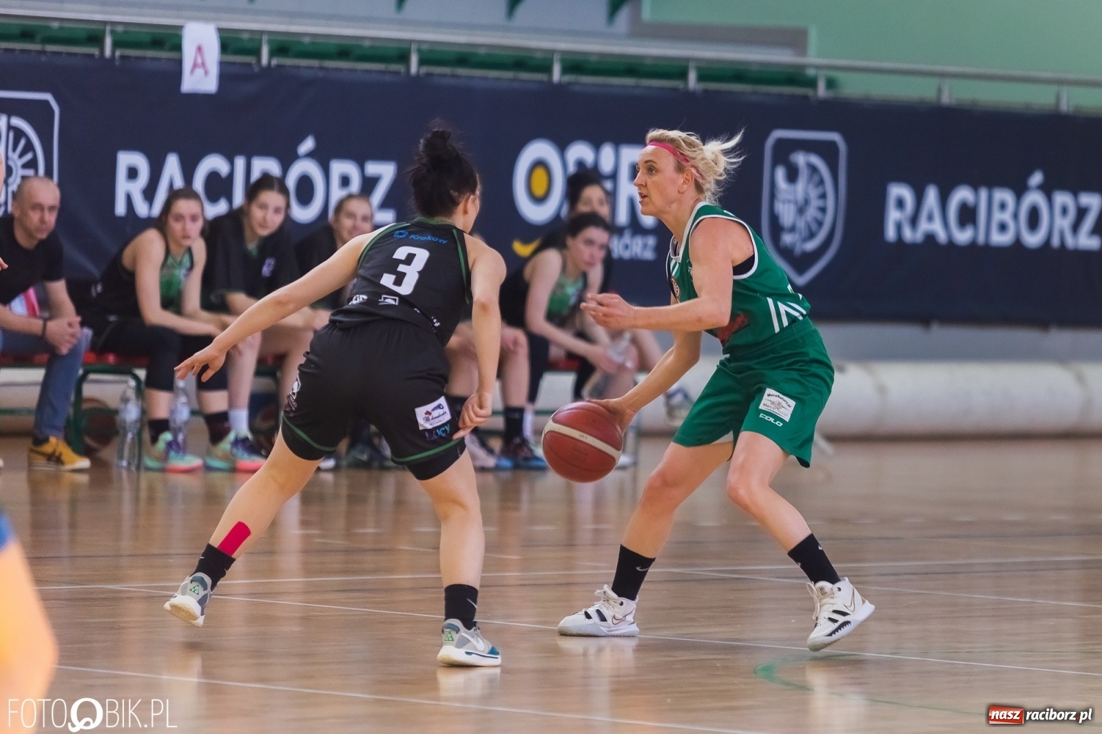 Zdjęcie w galerii na portalu naszraciborz.pl: Korona zwycięska w Raciborzu. Dziwne decyzje sędziów [FOTO] wiadomości z regionu