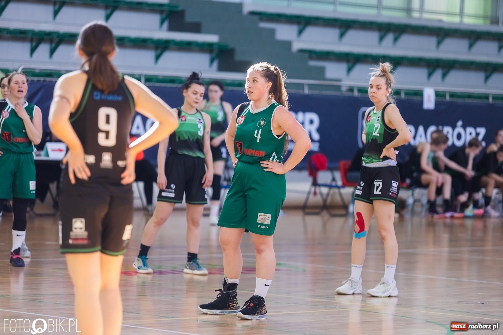 Zdjęcie w galerii na portalu naszraciborz.pl: Korona zwycięska w Raciborzu. Dziwne decyzje sędziów [FOTO] wiadomości z regionu