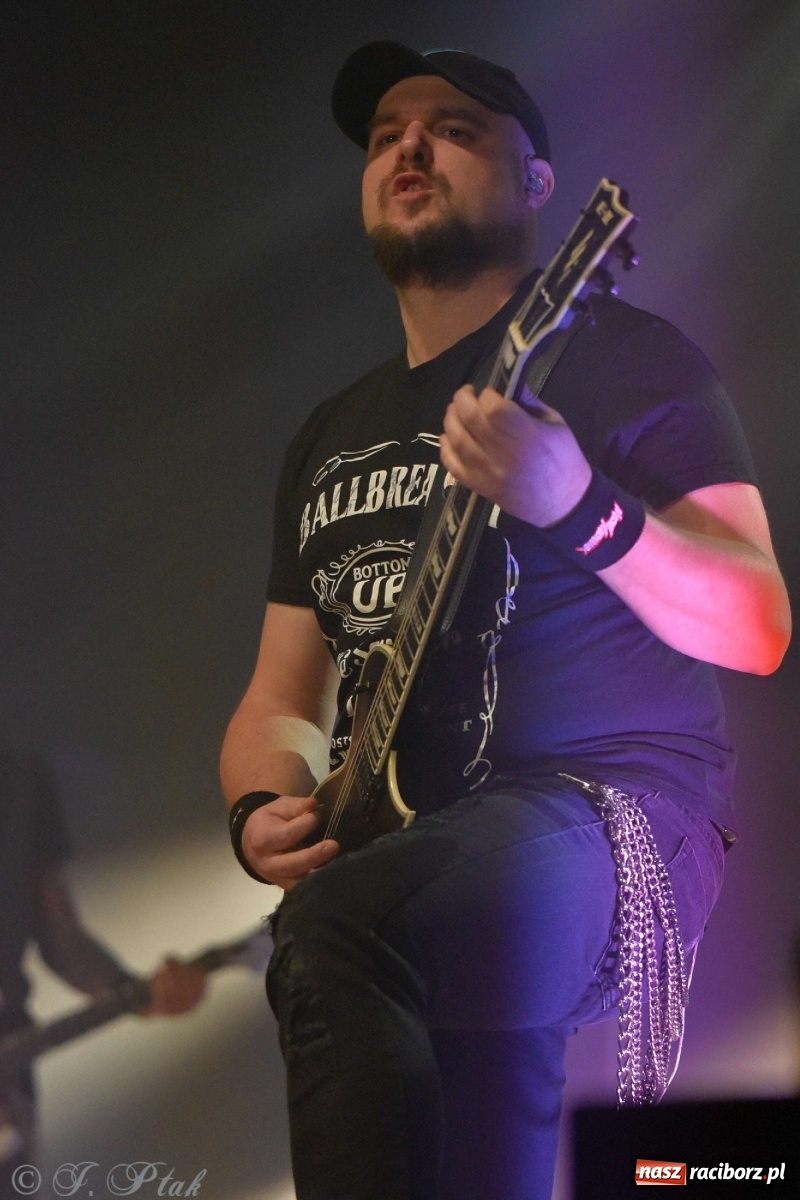 Zdjęcie w galerii na portalu naszraciborz.pl: NOCNY KOCHANEK w Raciborzu. Mocne brzmienie na deskach RCK wiadomości z regionu