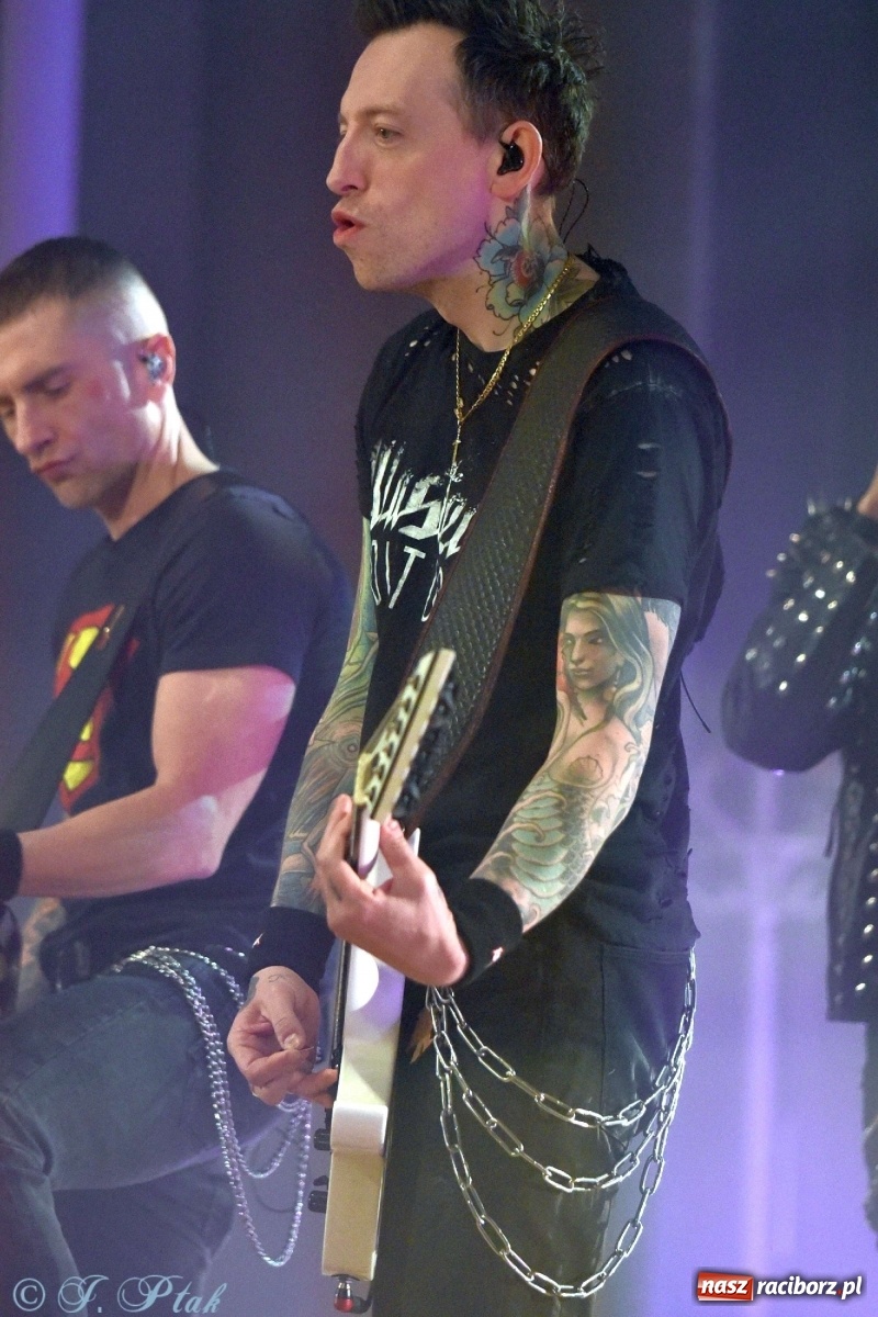 Zdjęcie w galerii na portalu naszraciborz.pl: NOCNY KOCHANEK w Raciborzu. Mocne brzmienie na deskach RCK wiadomości z regionu