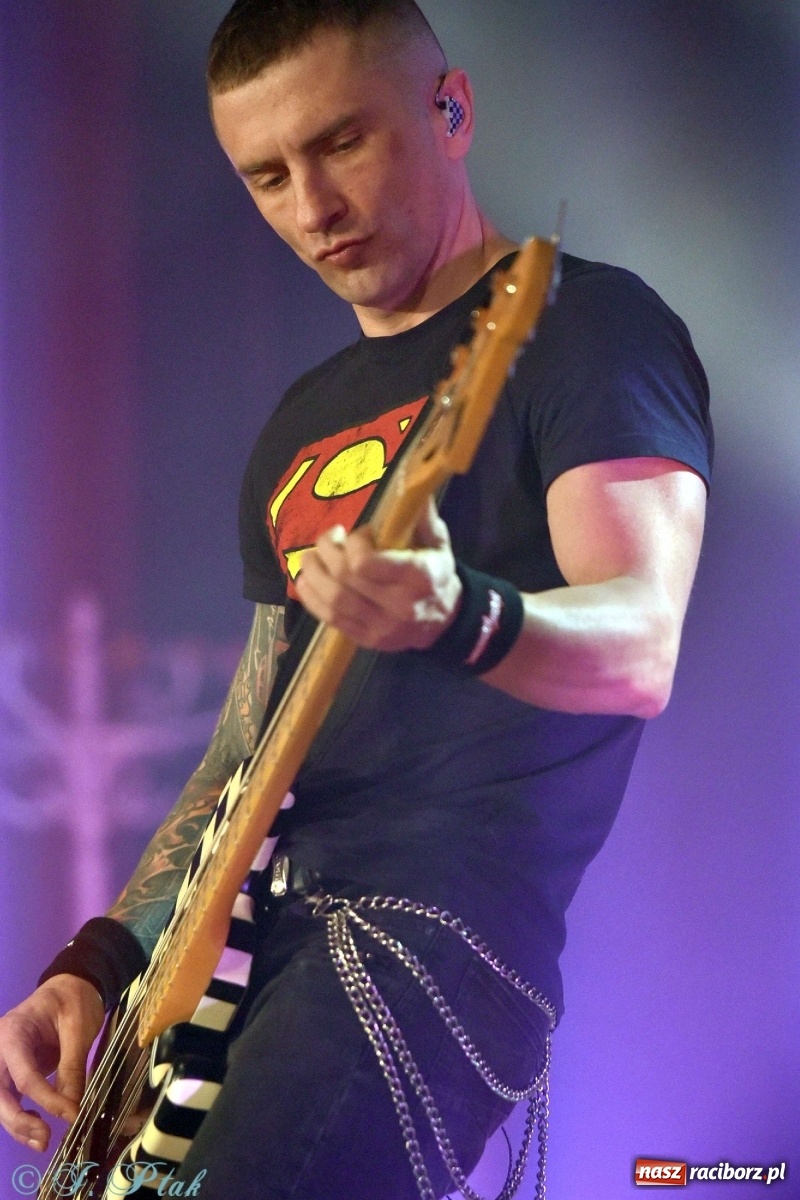 Zdjęcie w galerii na portalu naszraciborz.pl: NOCNY KOCHANEK w Raciborzu. Mocne brzmienie na deskach RCK wiadomości z regionu