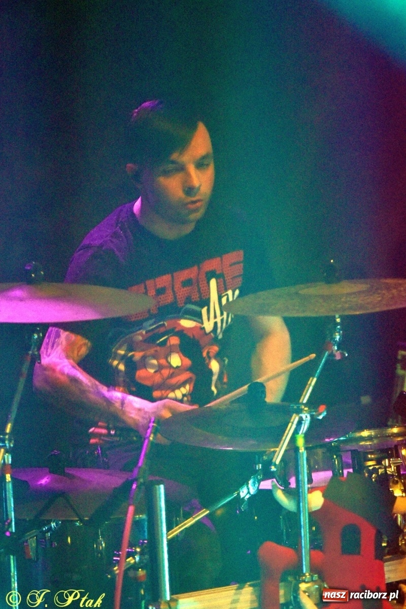 Zdjęcie w galerii na portalu naszraciborz.pl: NOCNY KOCHANEK w Raciborzu. Mocne brzmienie na deskach RCK wiadomości z regionu