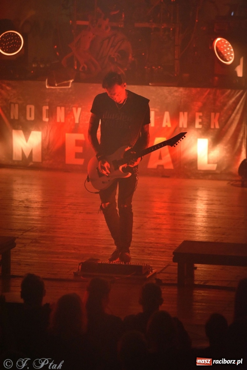 Zdjęcie w galerii na portalu naszraciborz.pl: NOCNY KOCHANEK w Raciborzu. Mocne brzmienie na deskach RCK wiadomości z regionu