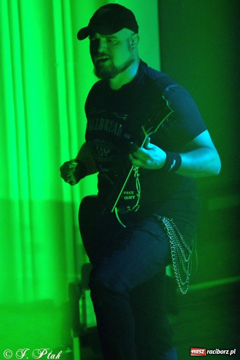 Zdjęcie w galerii na portalu naszraciborz.pl: NOCNY KOCHANEK w Raciborzu. Mocne brzmienie na deskach RCK wiadomości z regionu