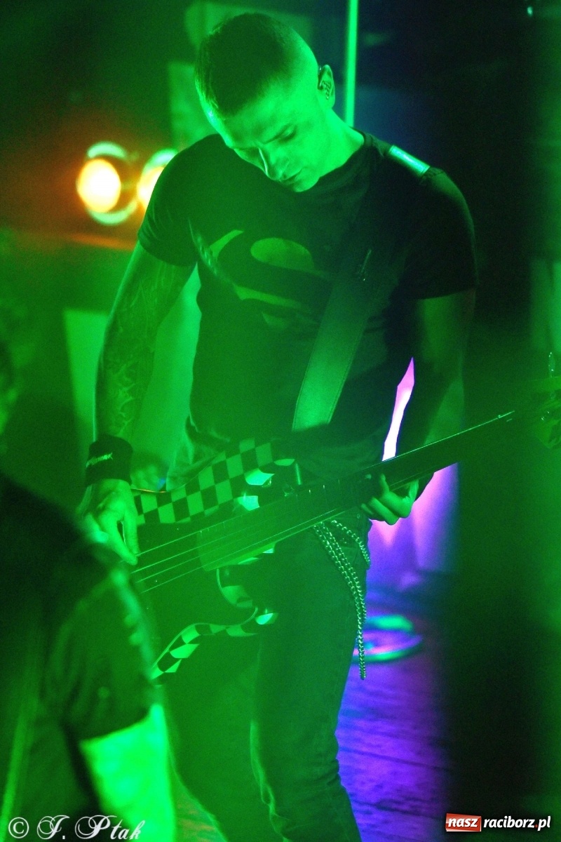 Zdjęcie w galerii na portalu naszraciborz.pl: NOCNY KOCHANEK w Raciborzu. Mocne brzmienie na deskach RCK wiadomości z regionu