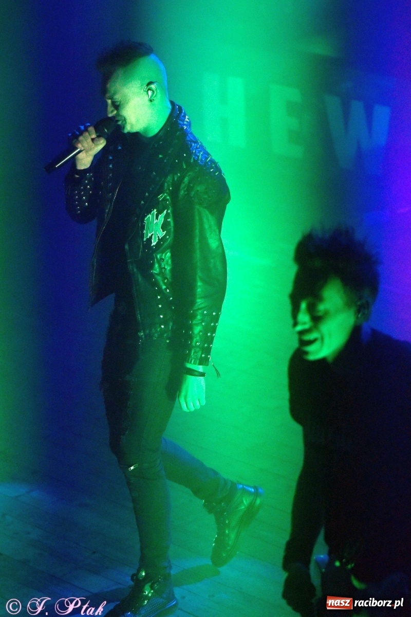 Zdjęcie w galerii na portalu naszraciborz.pl: NOCNY KOCHANEK w Raciborzu. Mocne brzmienie na deskach RCK wiadomości z regionu