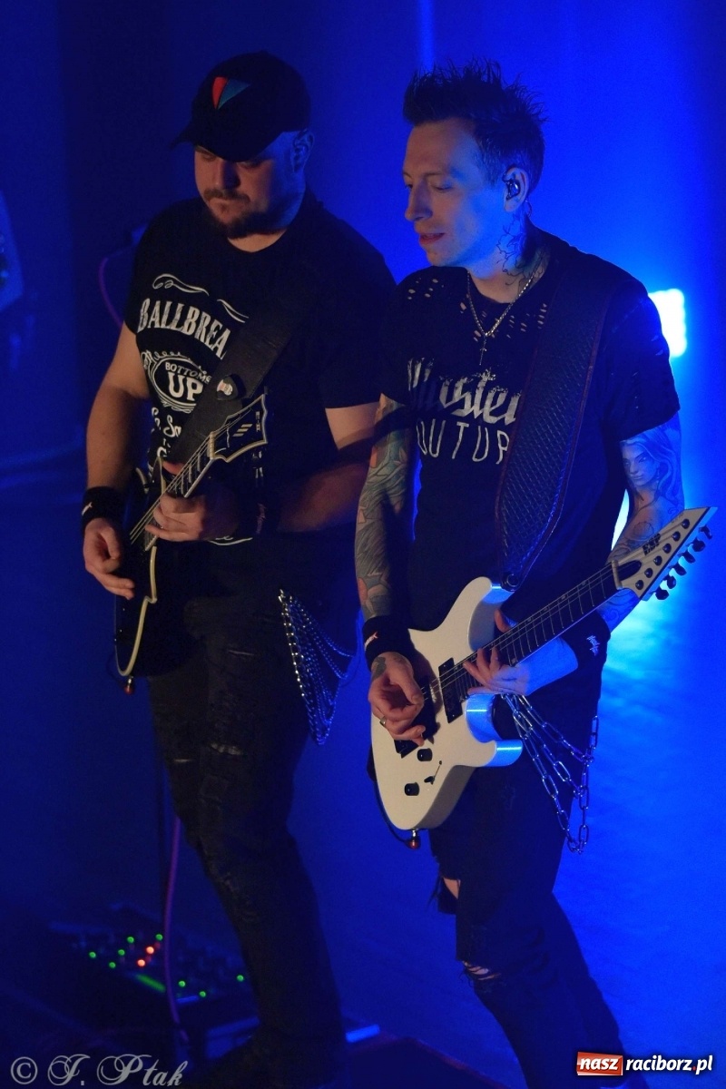 Zdjęcie w galerii na portalu naszraciborz.pl: NOCNY KOCHANEK w Raciborzu. Mocne brzmienie na deskach RCK wiadomości z regionu