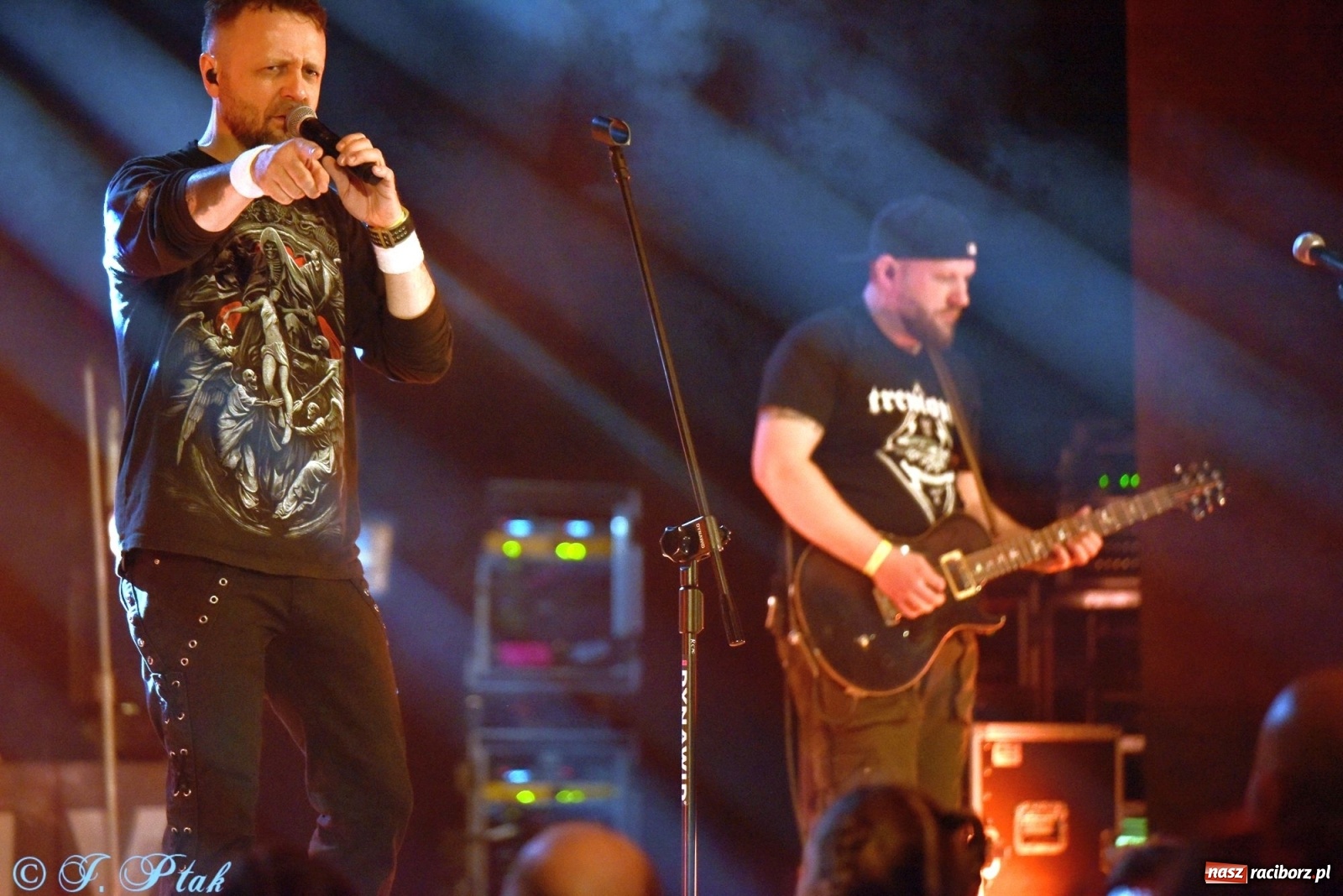 Zdjęcie w galerii na portalu naszraciborz.pl: Krzycz, kiedy trzeba. Batna na scenie RCK wiadomości z regionu