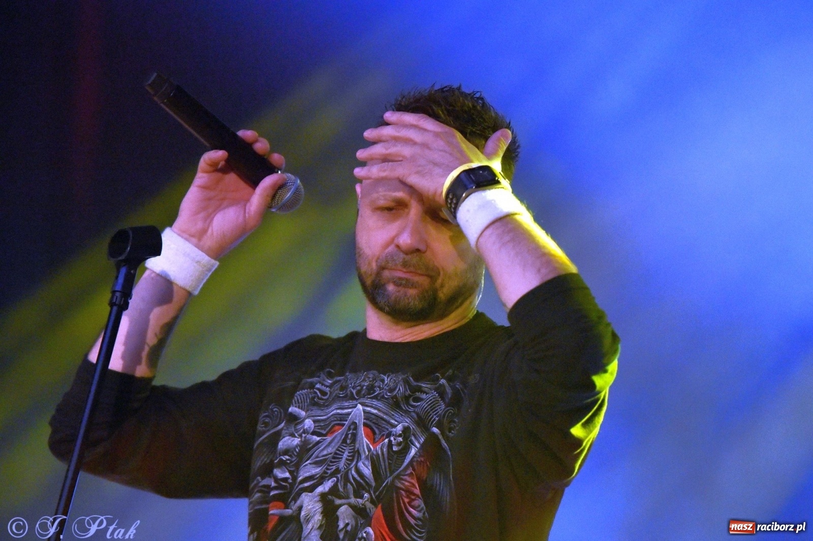 Zdjęcie w galerii na portalu naszraciborz.pl: Krzycz, kiedy trzeba. Batna na scenie RCK wiadomości z regionu