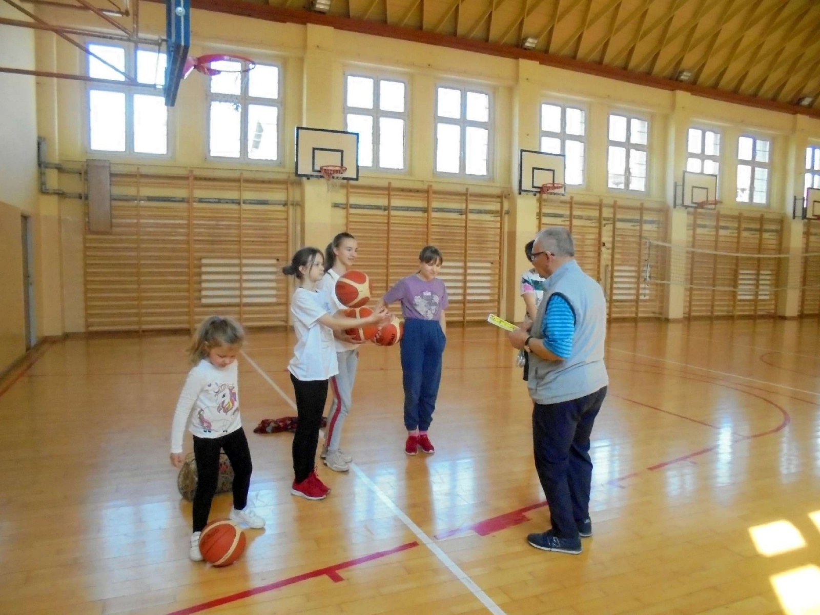 Zdjęcie w galerii na portalu naszraciborz.pl: TKKF Rafako powitał wiosnę na sportowo wiadomości z regionu