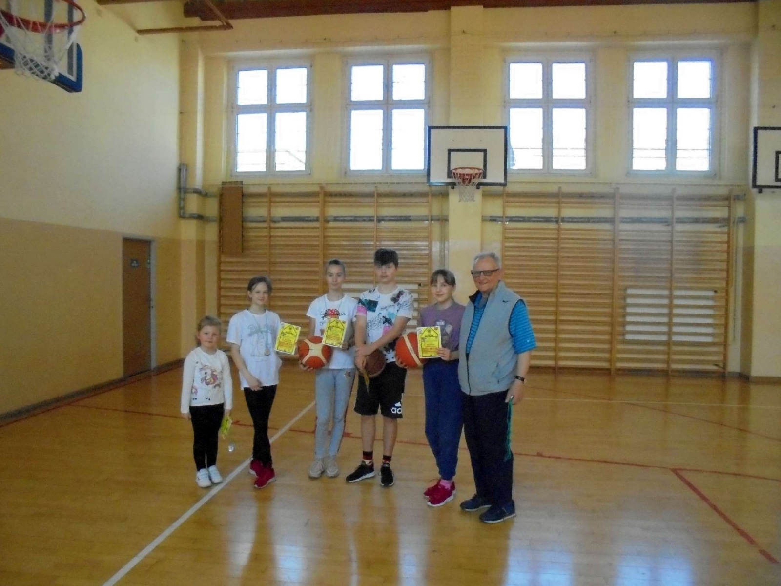 Zdjęcie w galerii na portalu naszraciborz.pl: TKKF Rafako powitał wiosnę na sportowo wiadomości z regionu