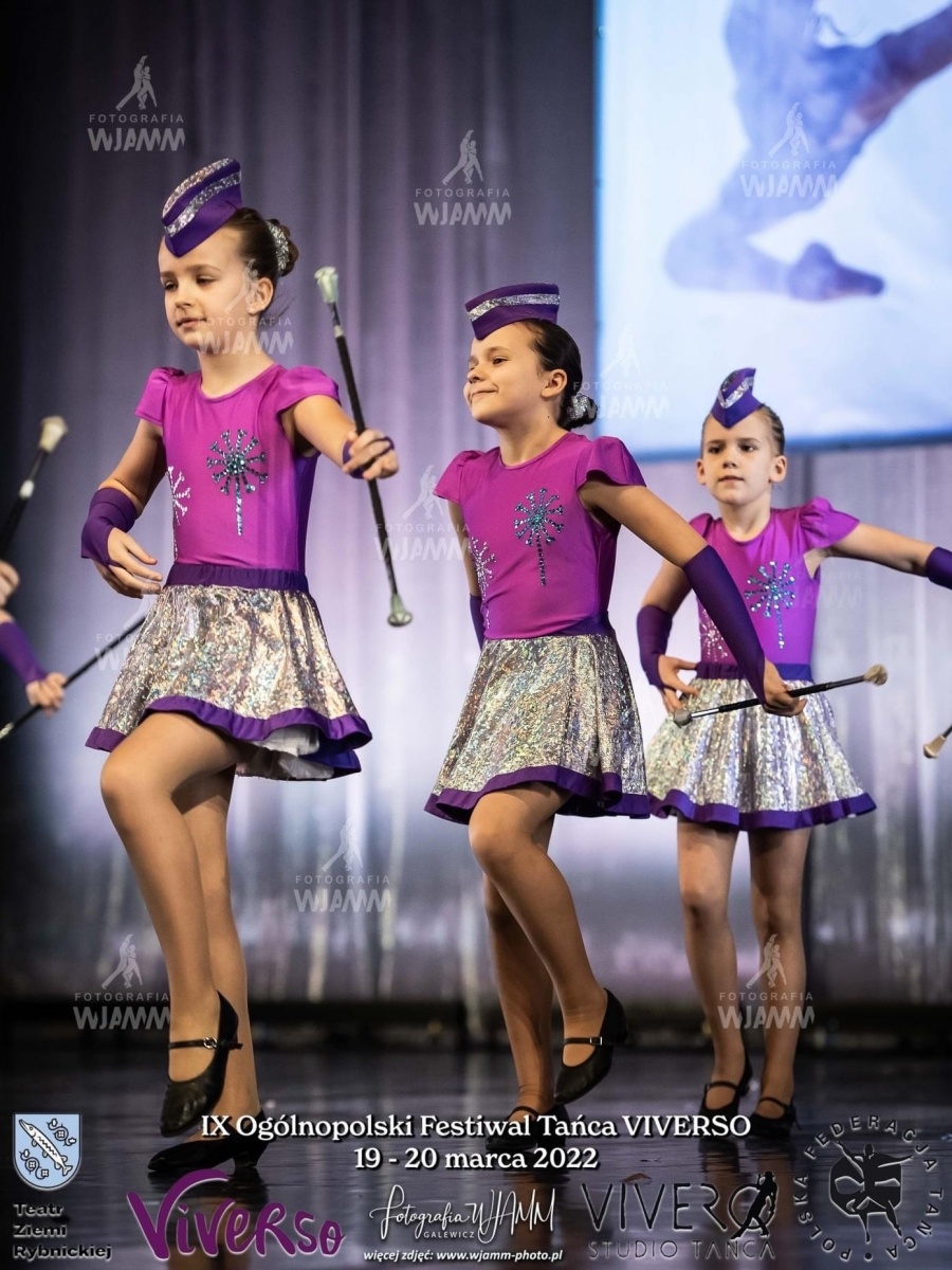 Zdjęcie w galerii na portalu naszraciborz.pl: Mażoretki ZARY wytańczyły podium wiadomości z regionu