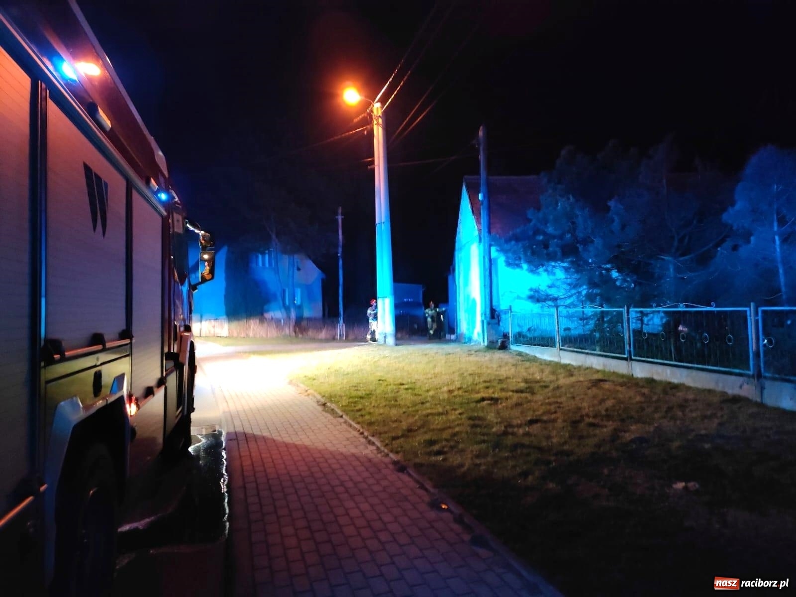 Zdjęcie w galerii na portalu naszraciborz.pl: Raport 998. Na ratunek 70-latce. Pożary w Studziennej i na Bema wiadomości z regionu