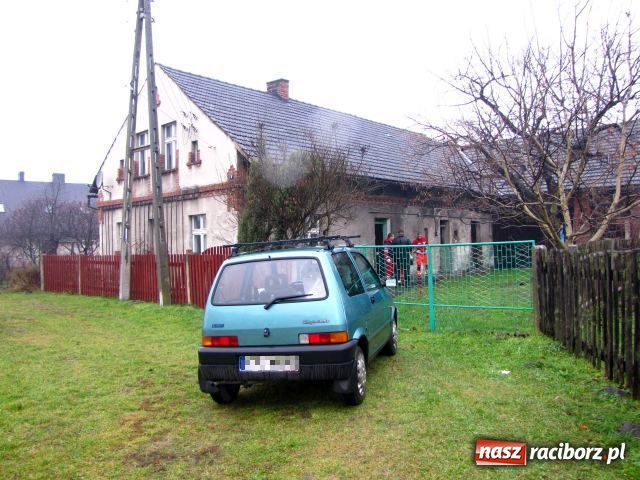 Zdjęcie w galerii na portalu naszraciborz.pl: Zwłoki mężczyzny w gnojowniku  wiadomości z regionu