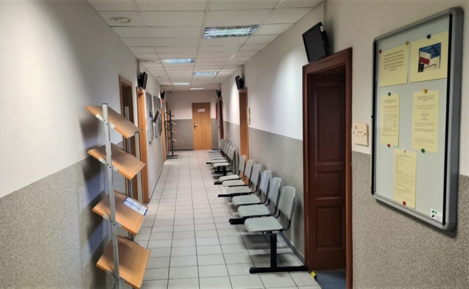 Zdjęcie w galerii na portalu naszraciborz.pl: Raciborski urząd pracy po modernizacji wiadomości z regionu