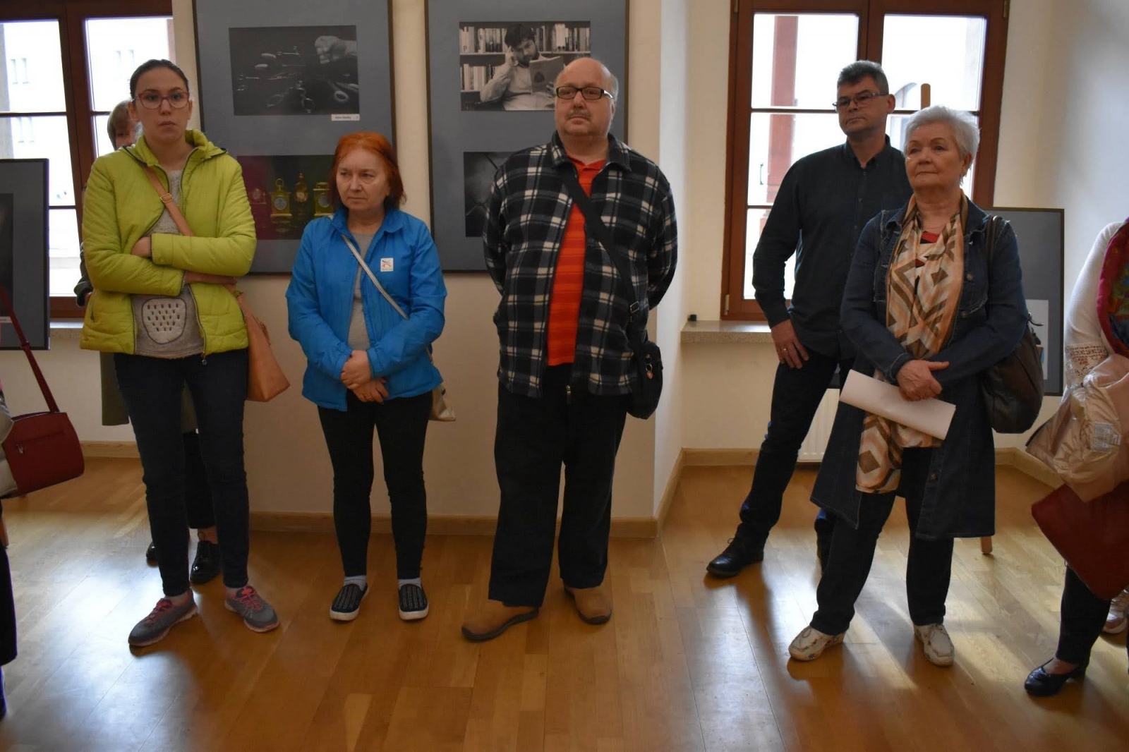 Zdjęcie w galerii na portalu naszraciborz.pl: Finisaż wystawy pt. Przysłowia mądrością narodu wiadomości z regionu