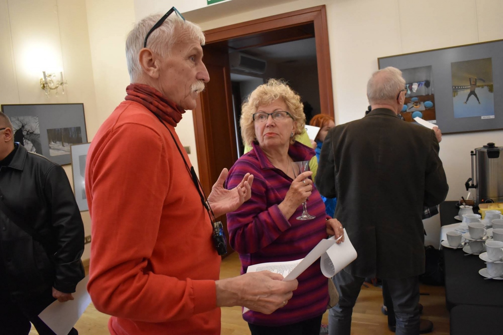 Zdjęcie w galerii na portalu naszraciborz.pl: Finisaż wystawy pt. Przysłowia mądrością narodu wiadomości z regionu