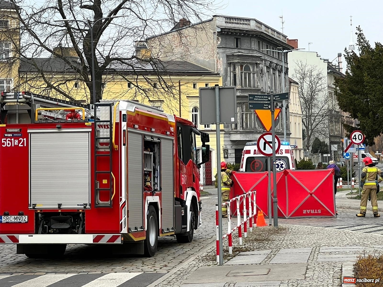 Zdjęcie w galerii na portalu naszraciborz.pl: Zdarzenie na Rzeźniczej. W akcji śmigłowiec LPR [FOTO i WIDEO] wiadomości z regionu