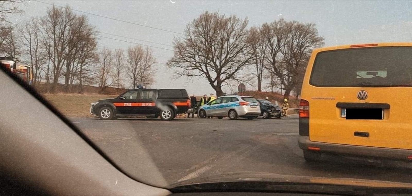 Zdjęcie w galerii na portalu naszraciborz.pl: Trzy osoby ranne w wypadku niedaleko Raciborza wiadomości z regionu