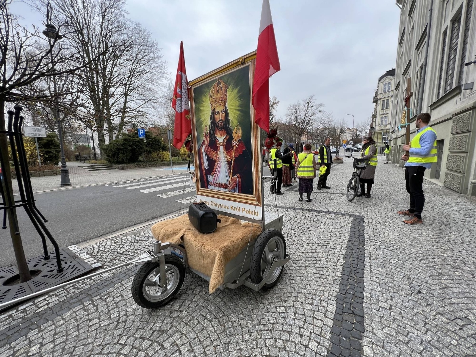 Zdjęcie w galerii na portalu naszraciborz.pl: Narodowa pielgrzymka ku czci Jezusa Chrystusa Króla Polski dotarła do Raciborza wiadomości z regionu