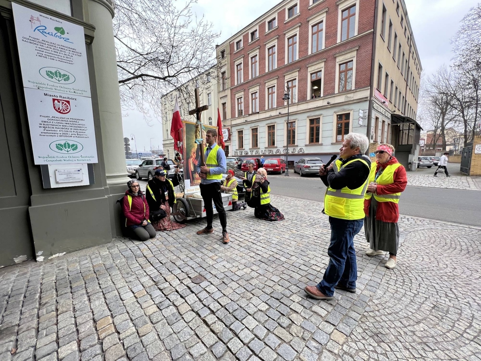 Zdjęcie w galerii na portalu naszraciborz.pl: Narodowa pielgrzymka ku czci Jezusa Chrystusa Króla Polski dotarła do Raciborza wiadomości z regionu