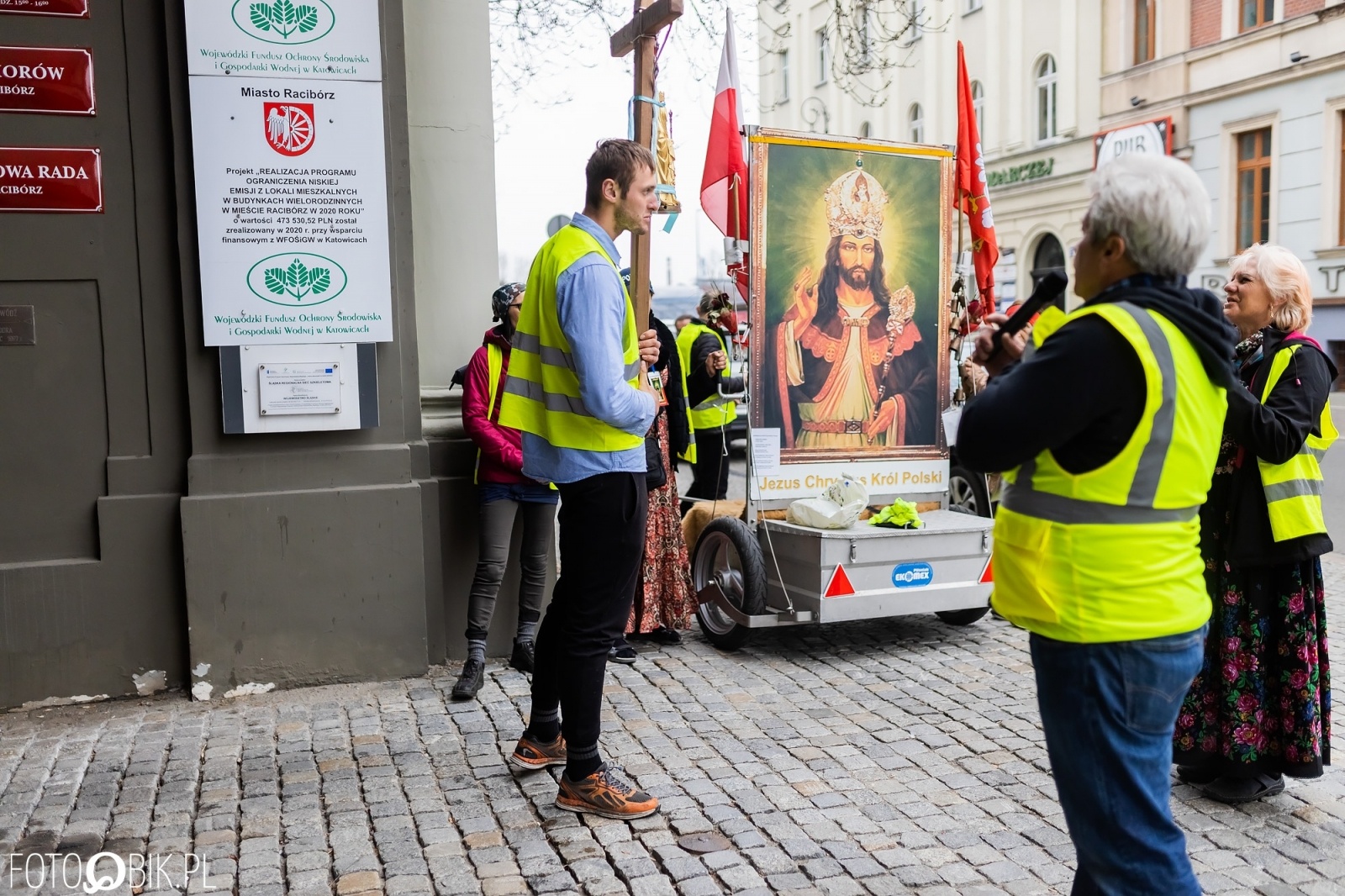 Zdjęcie w galerii na portalu naszraciborz.pl: Narodowa pielgrzymka ku czci Jezusa Chrystusa Króla Polski dotarła do Raciborza wiadomości z regionu