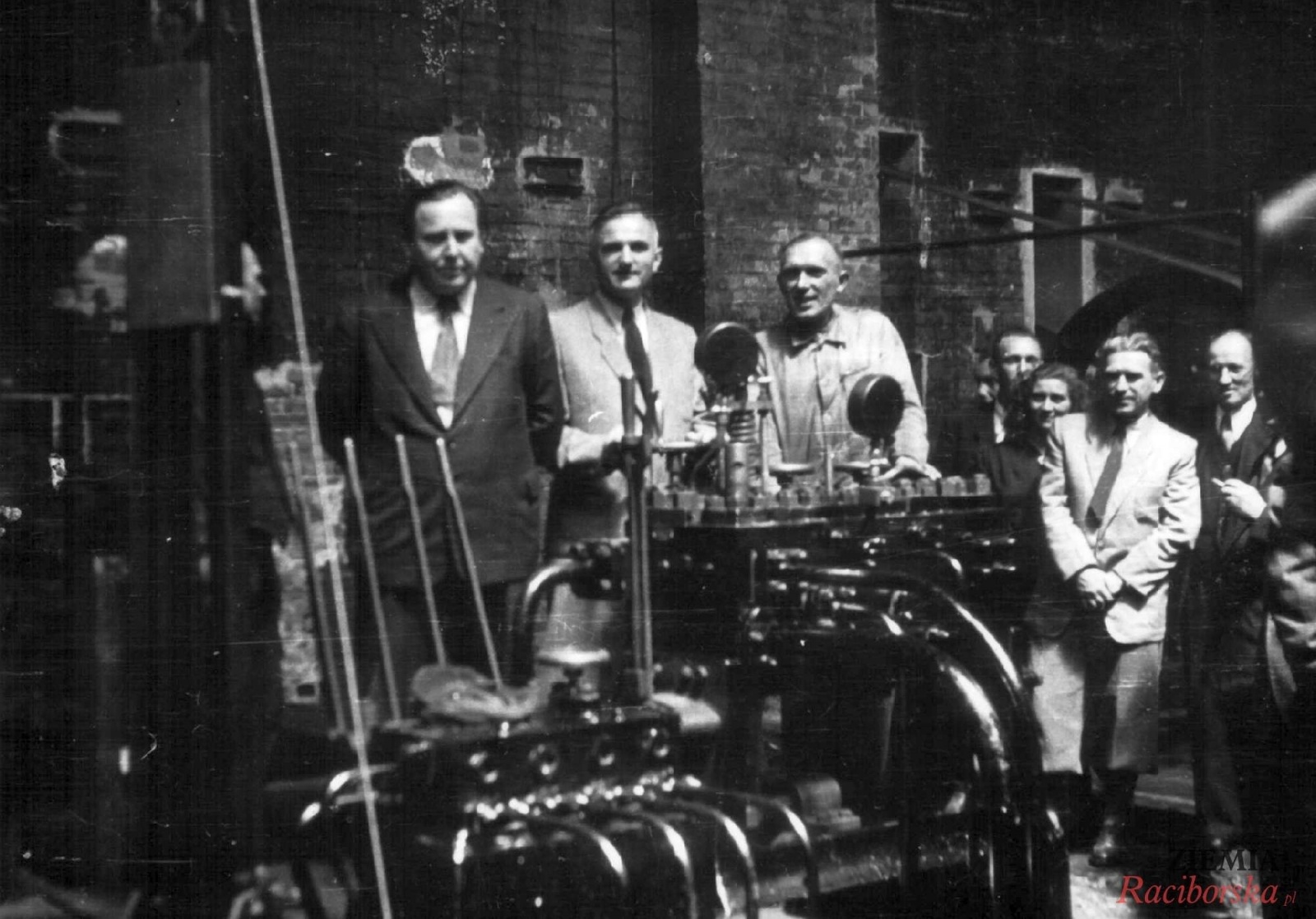 Zdjęcie w galerii na portalu naszraciborz.pl: Tak będzie ze wszystkimi! Sowieckie zbrodnie w Raciborzu 1945 r. wiadomości z regionu