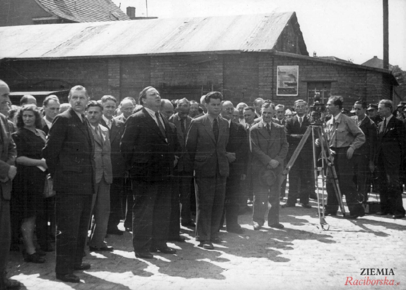 Zdjęcie w galerii na portalu naszraciborz.pl: Tak będzie ze wszystkimi! Sowieckie zbrodnie w Raciborzu 1945 r. wiadomości z regionu