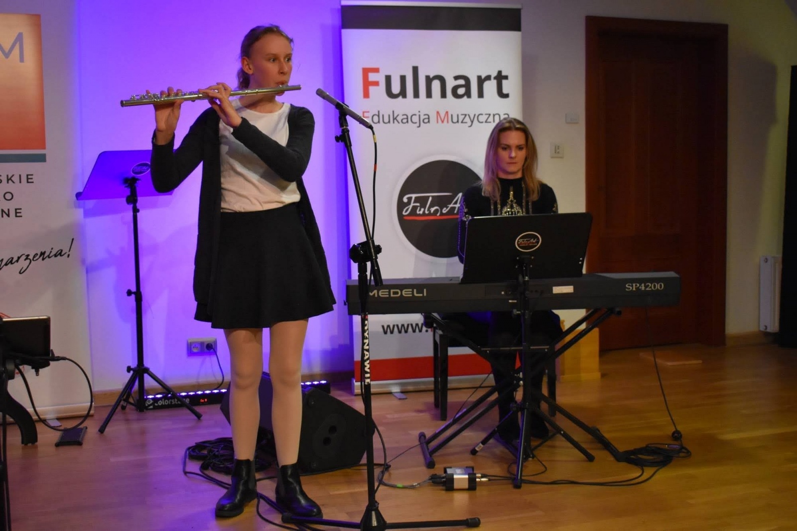 Zdjęcie w galerii na portalu naszraciborz.pl: Koncert Wiosenny na raciborskim zamku wiadomości z regionu