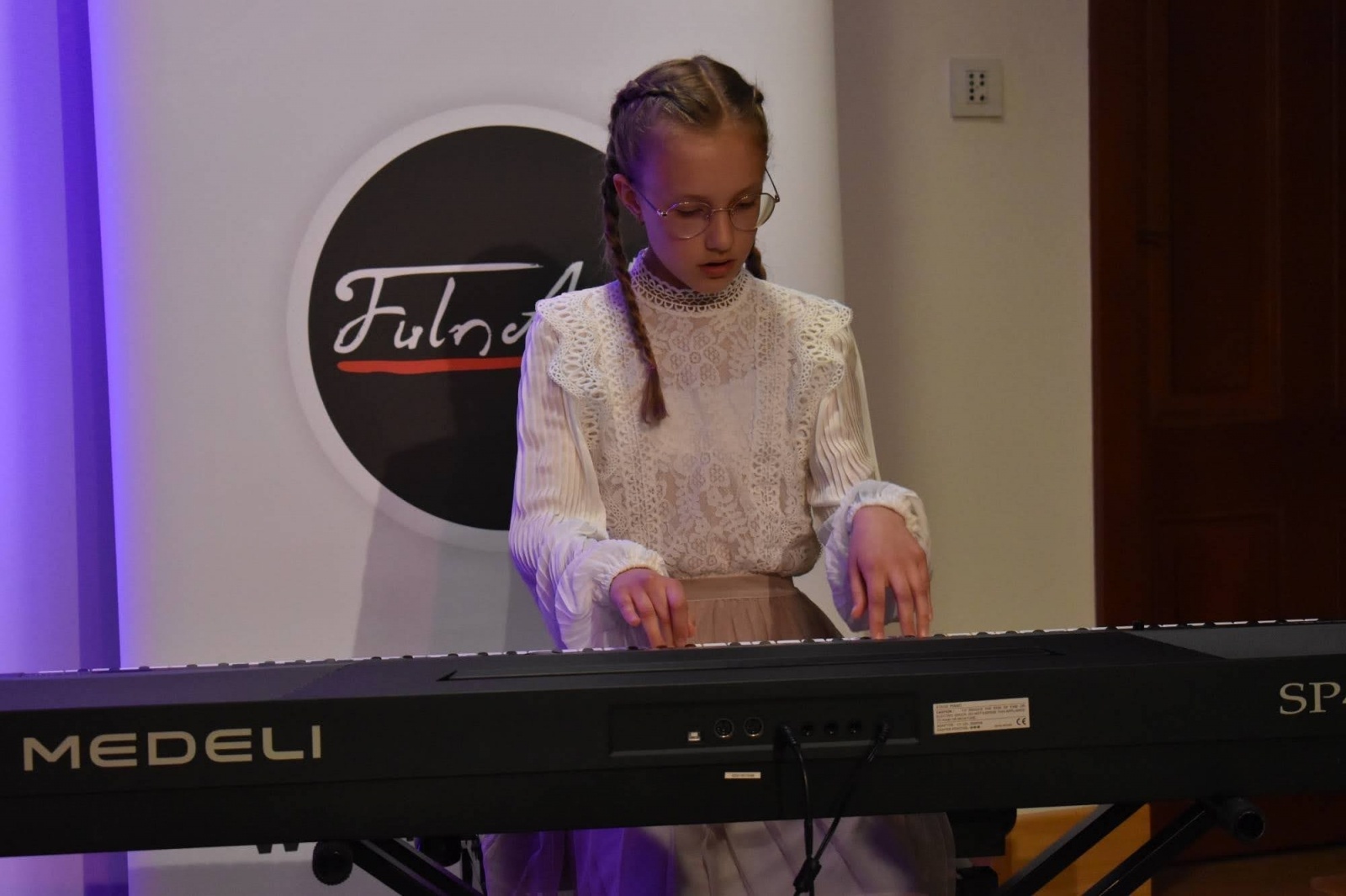 Zdjęcie w galerii na portalu naszraciborz.pl: Koncert Wiosenny na raciborskim zamku wiadomości z regionu