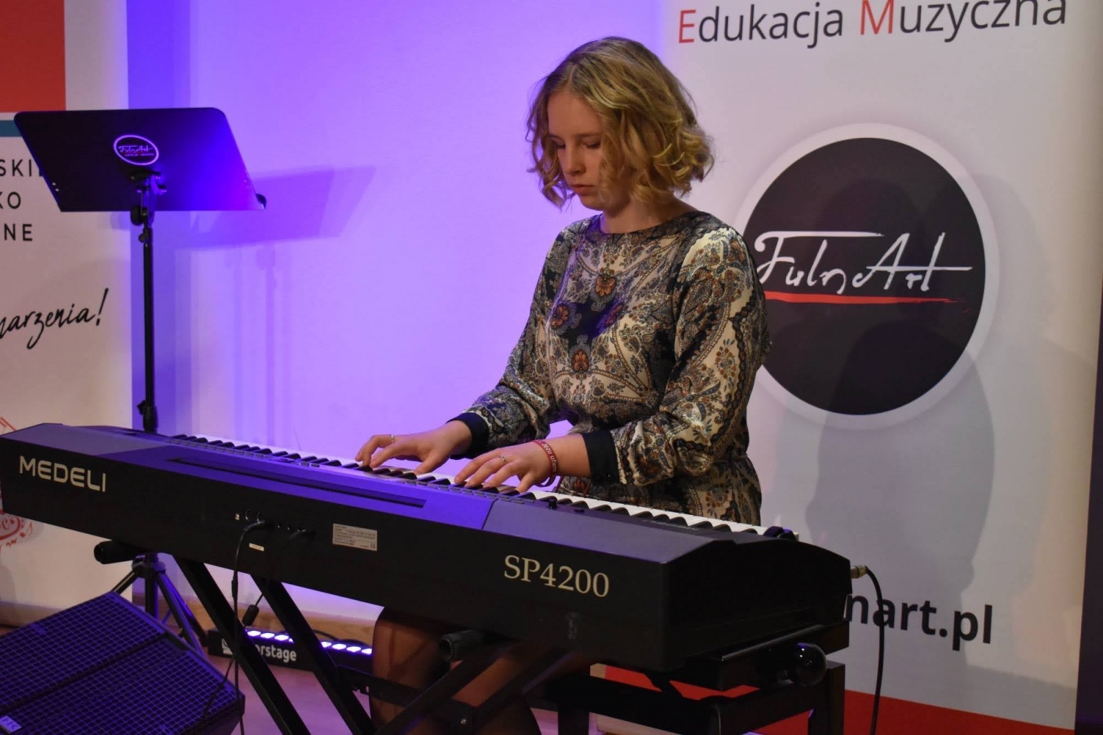 Zdjęcie w galerii na portalu naszraciborz.pl: Koncert Wiosenny na raciborskim zamku wiadomości z regionu