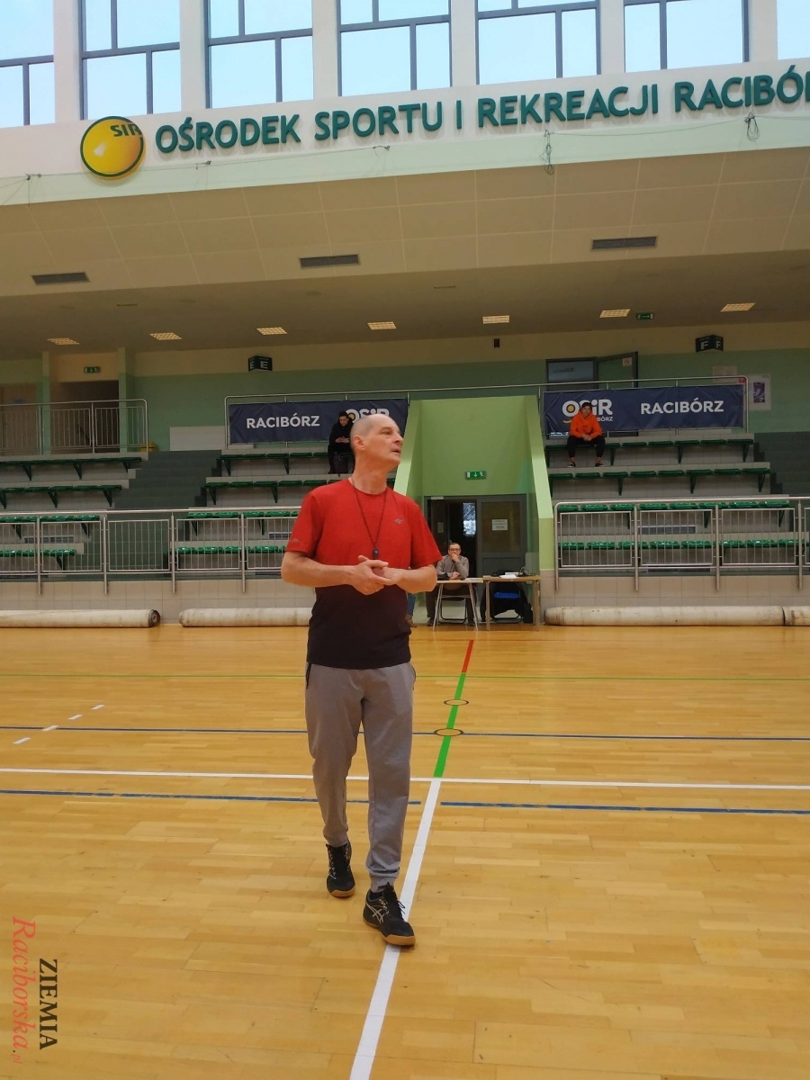 Zdjęcie w galerii na portalu naszraciborz.pl: Finał rejonowy szczypiorniaka w Arenie Rafako wiadomości z regionu