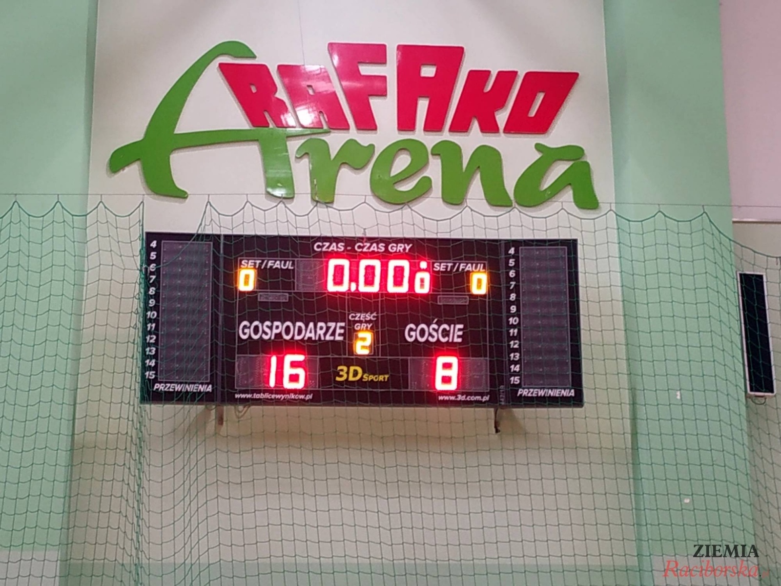 Zdjęcie w galerii na portalu naszraciborz.pl: Finał rejonowy szczypiorniaka w Arenie Rafako wiadomości z regionu