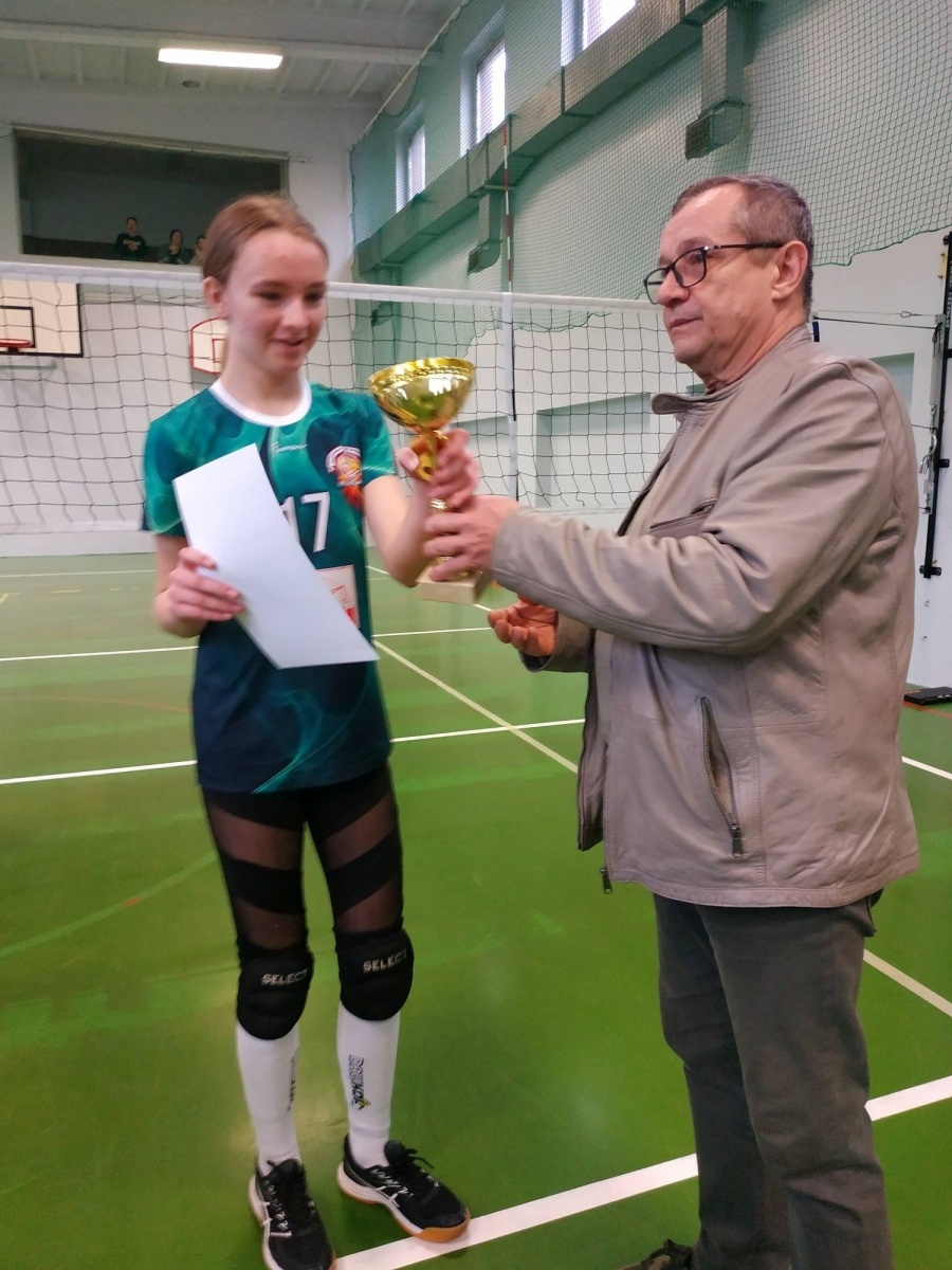 Zdjęcie w galerii na portalu naszraciborz.pl: Krzanowiczanki wygrały siatkarski finał wiadomości z regionu