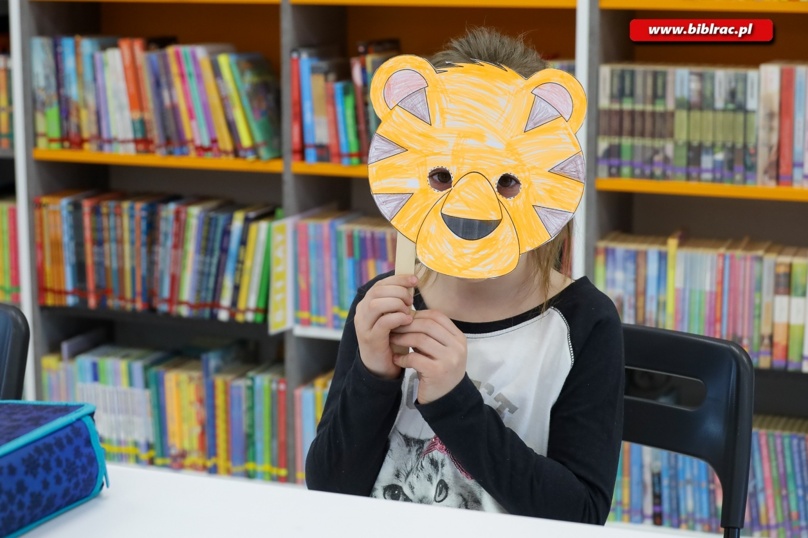 Zdjęcie w galerii na portalu naszraciborz.pl: Kursy języka polskiego w bibliotece. Poszukiwani wolontariusze wiadomości z regionu