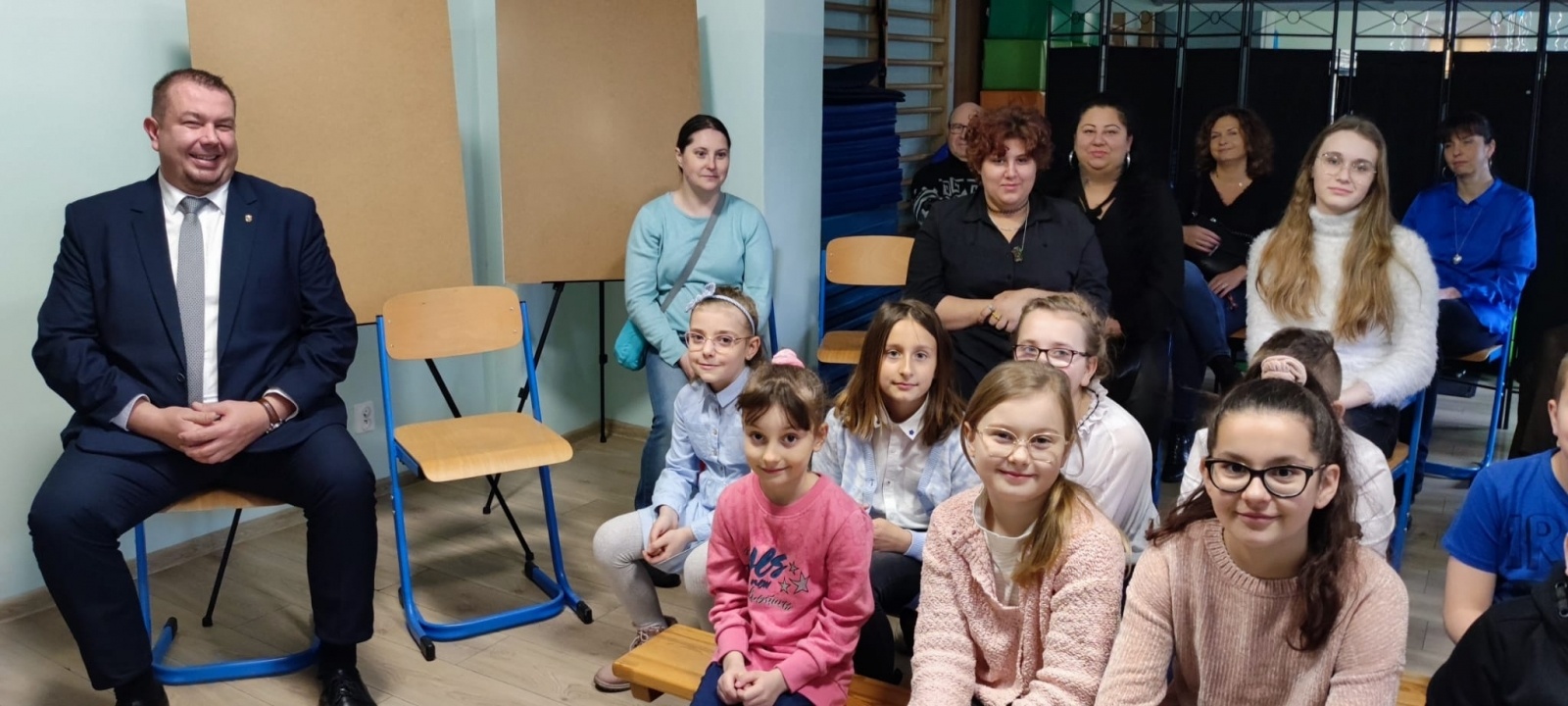 Zdjęcie w galerii na portalu naszraciborz.pl: AUTYZM – wiem i rozumiem. Wręczono nagrody [WIDEO] wiadomości z regionu