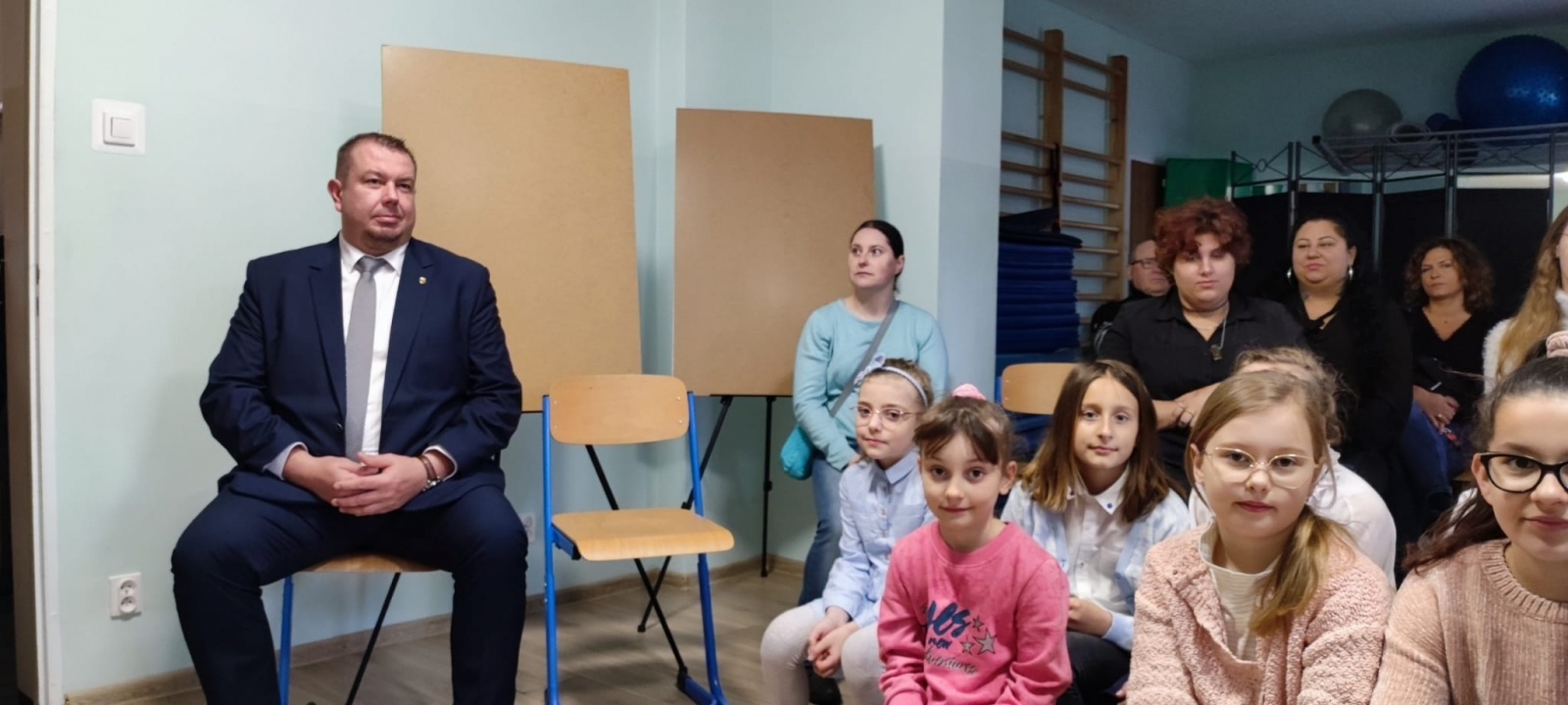 Zdjęcie w galerii na portalu naszraciborz.pl: AUTYZM – wiem i rozumiem. Wręczono nagrody [WIDEO] wiadomości z regionu