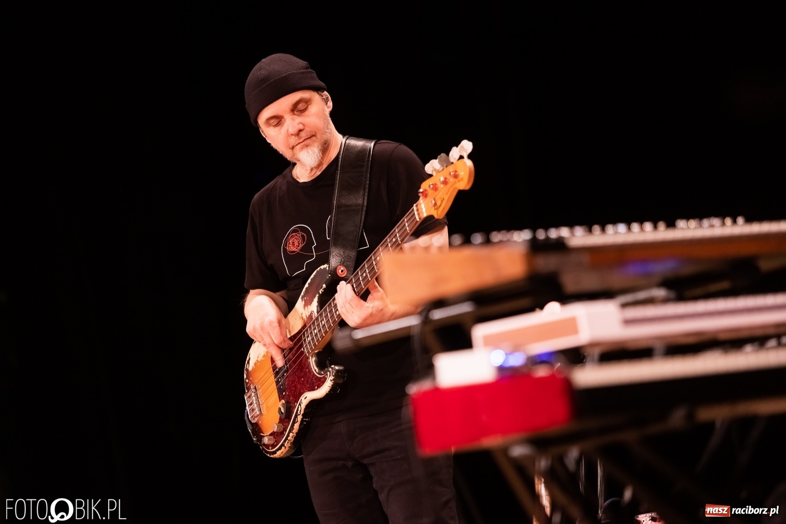 Zdjęcie w galerii na portalu naszraciborz.pl: Koncert zespołu Mikromusic w RCK wiadomości z regionu