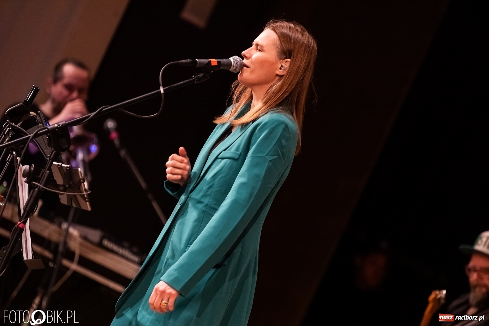 Zdjęcie w galerii na portalu naszraciborz.pl: Koncert zespołu Mikromusic w RCK wiadomości z regionu