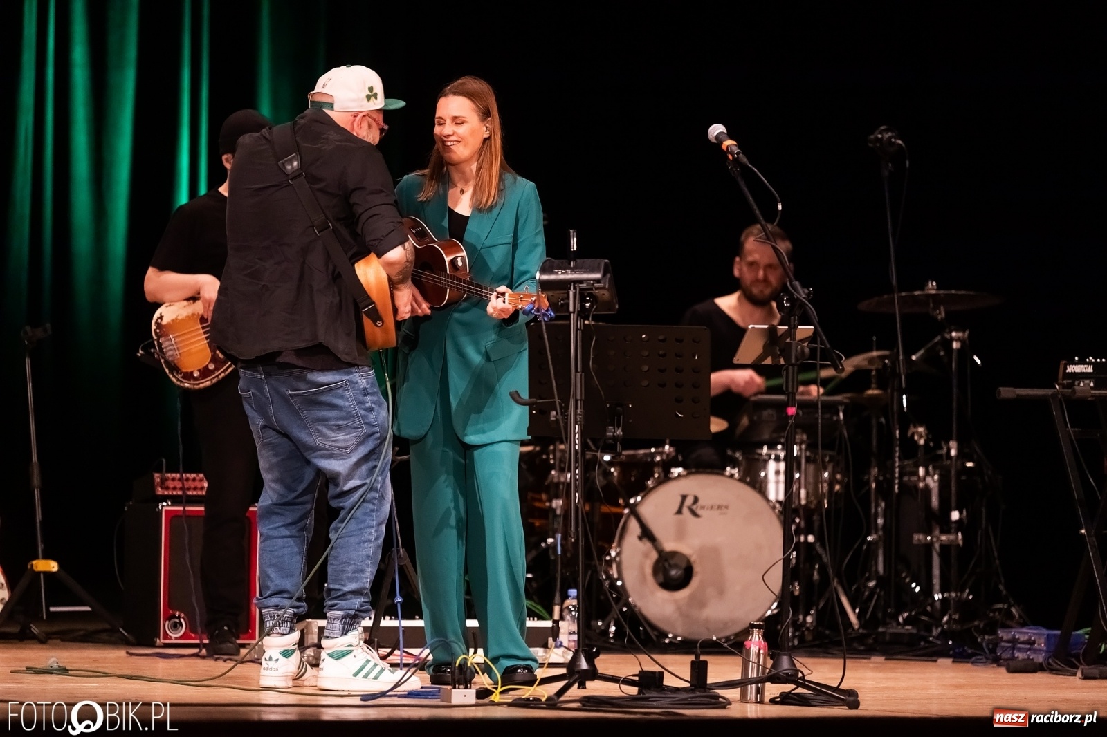 Zdjęcie w galerii na portalu naszraciborz.pl: Koncert zespołu Mikromusic w RCK wiadomości z regionu