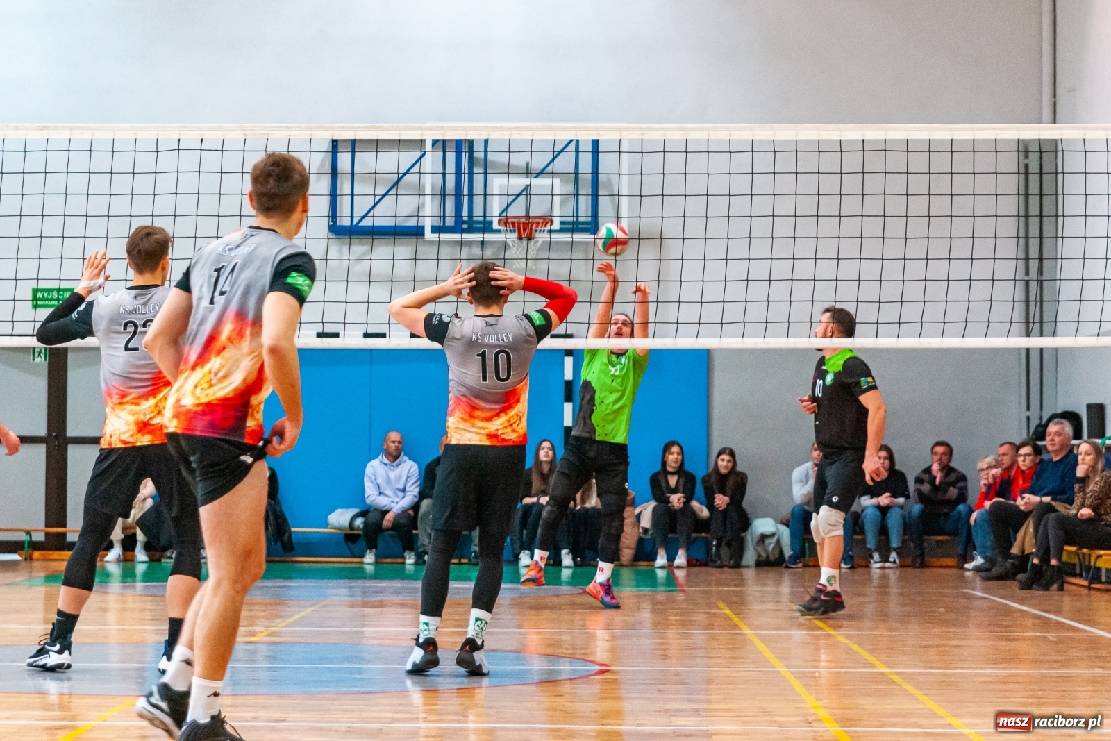 Zdjęcie w galerii na portalu naszraciborz.pl: Wyrównany bój zakończony porażką [FOTO] wiadomości z regionu