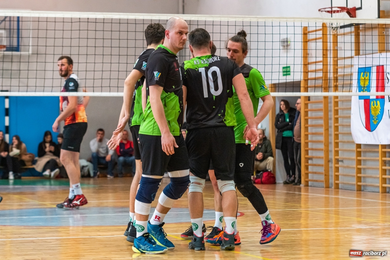 Zdjęcie w galerii na portalu naszraciborz.pl: Wyrównany bój zakończony porażką [FOTO] wiadomości z regionu
